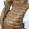 Kamizelka Pikowana VIVIA Plus Size Camel 42-52 - obrazek 2