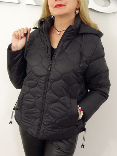 Kurtka Damska Pikowana Przejściowa z Kapturem NIKITA od 42 do 52 czarna
