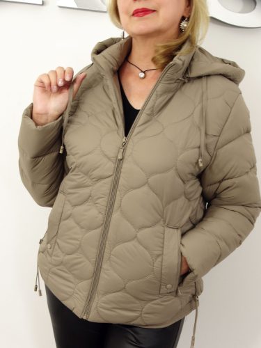 Kurtka Damska Pikowana Przejściowa z Kapturem NIKITA od 42 do 52 beżowy
