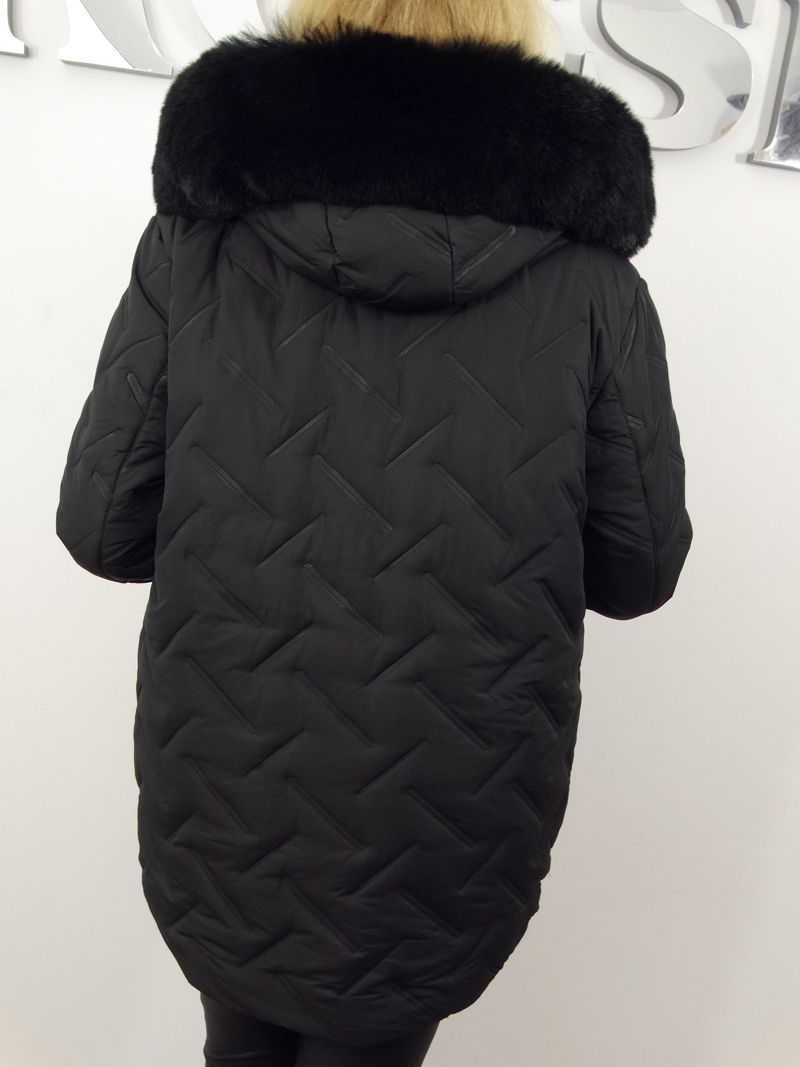 Kurtka Damska Pikowana Zimowa IZOLDA od 44 do 54 czarna - obrazek 2