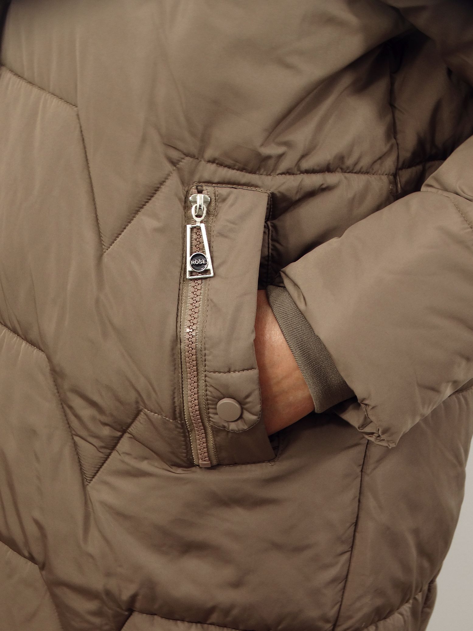 Kurtka Damska Pikowana Zimowa LUMIA od 44 do 54 kawowa - obrazek 6