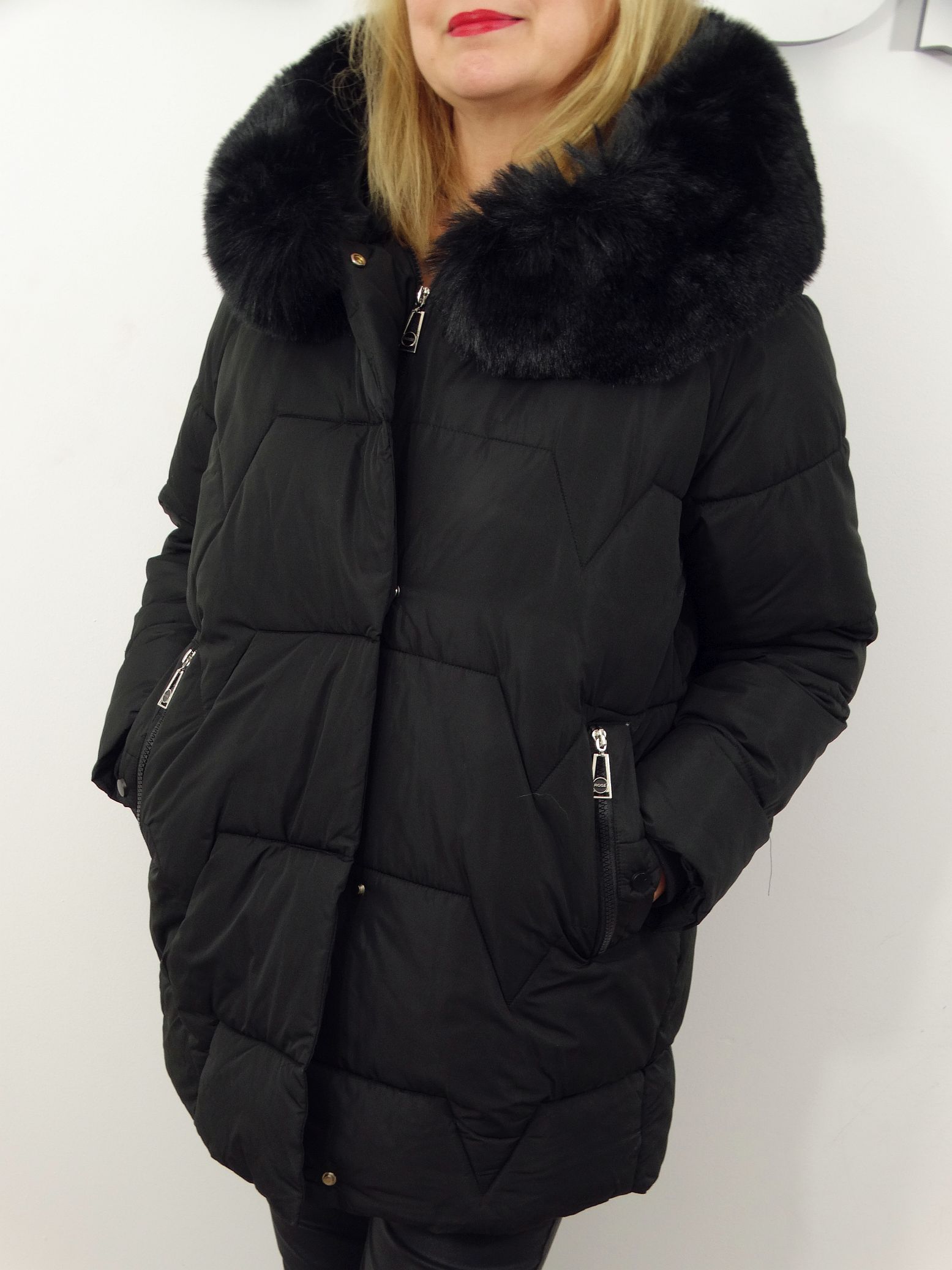 Kurtka Damska Pikowana Zimowa LUMIA od 44 do 54 czarna