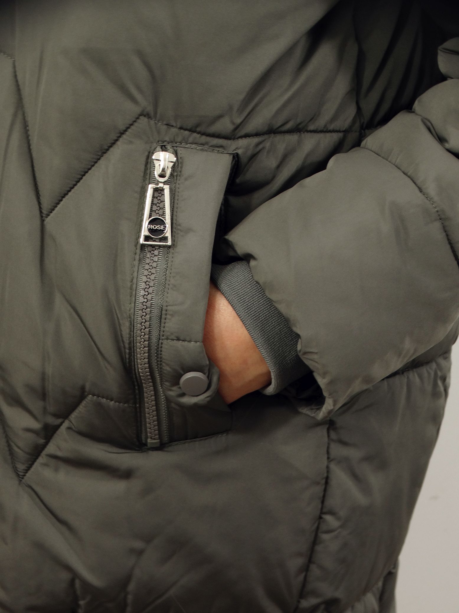 Kurtka Damska Pikowana Zimowa LUMIA od 44 do 54 szaro-zielona - obrazek 6