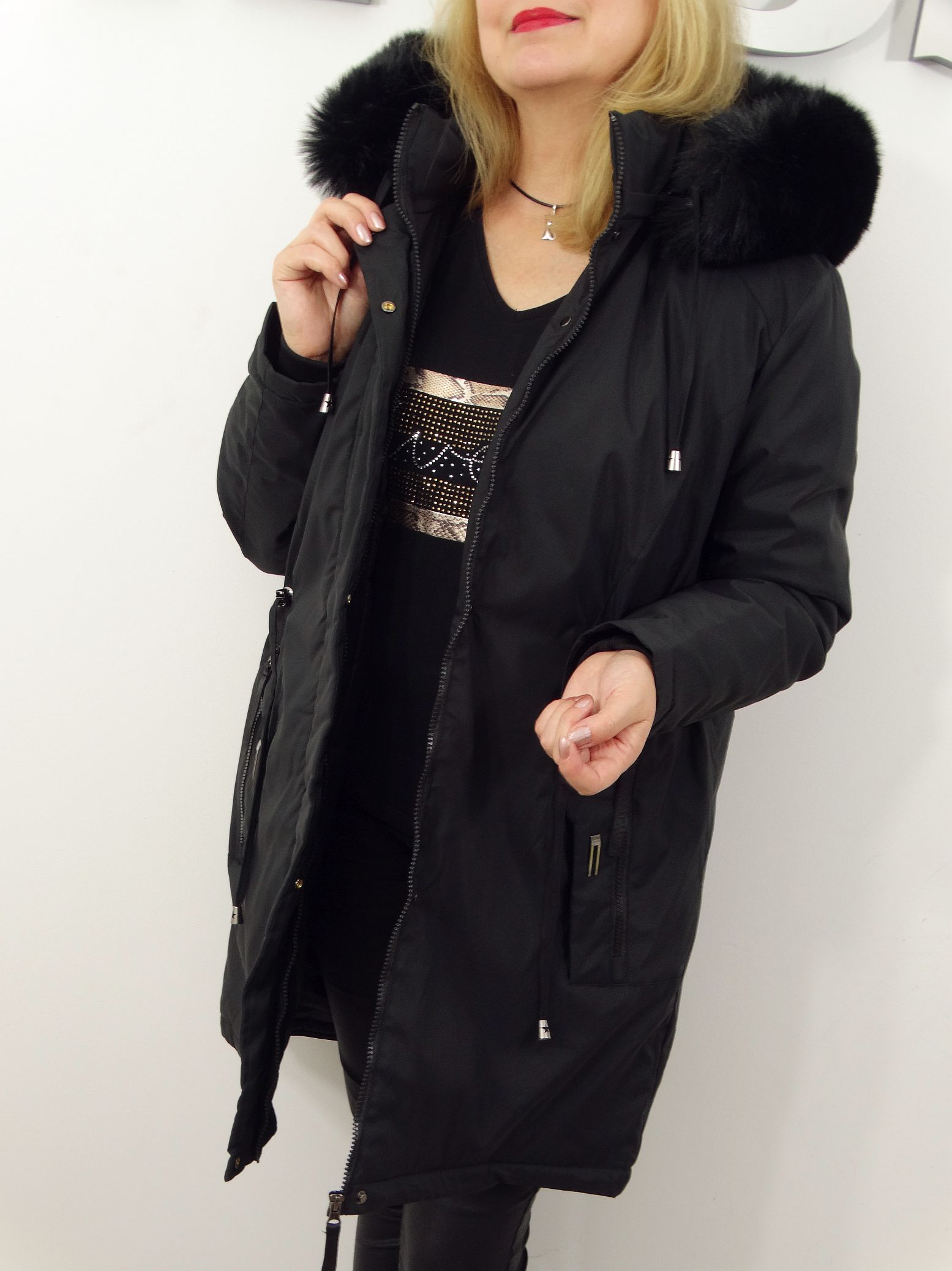 Kurtka Damska Zimowa Parka Ocieplana EMILIA od 44 do 54 czarna - obrazek 3