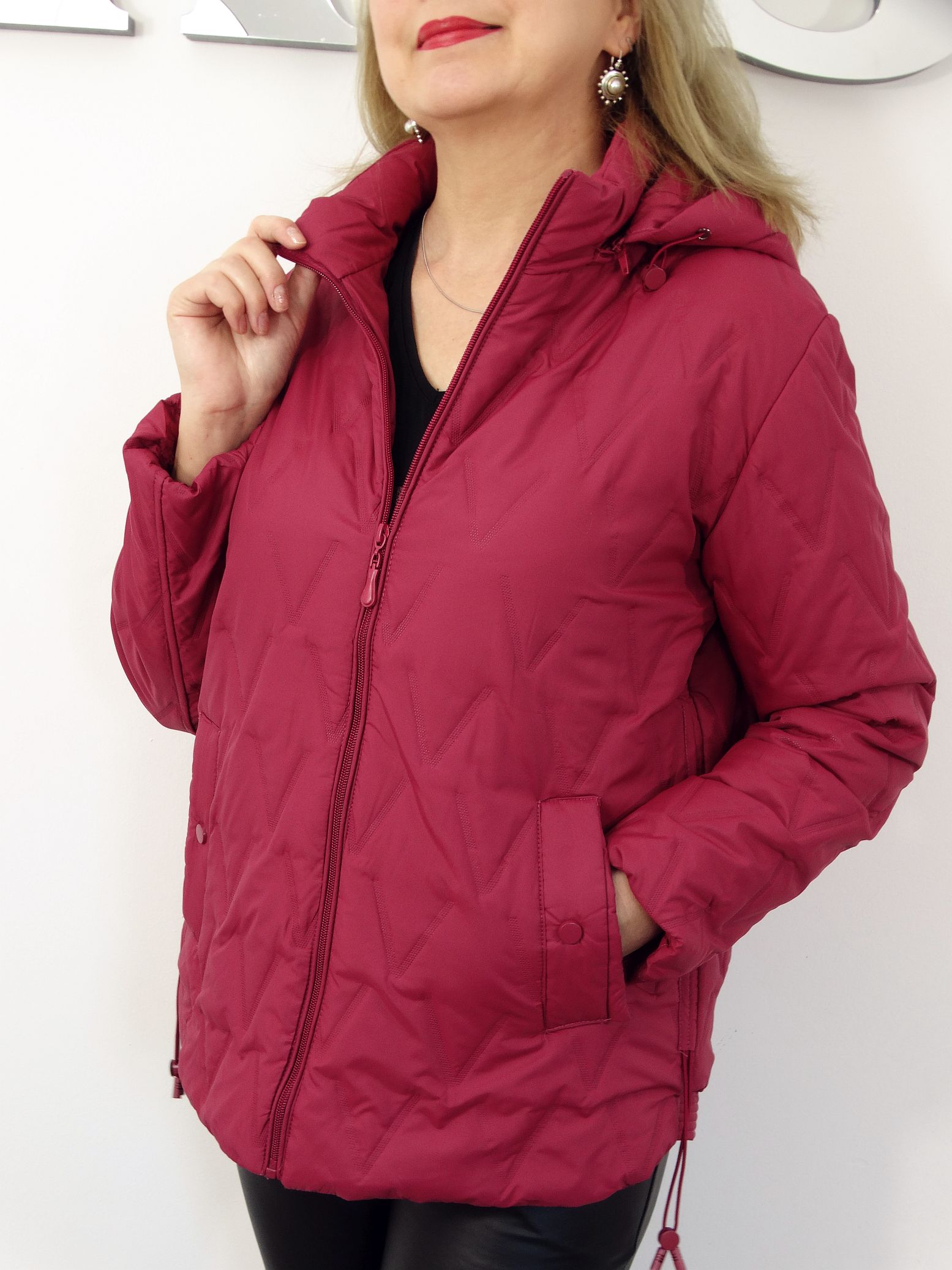 Kurtka Damska Pikowana Wiosenna Przejściowa DONATA od 44 do 54 czerwone wino