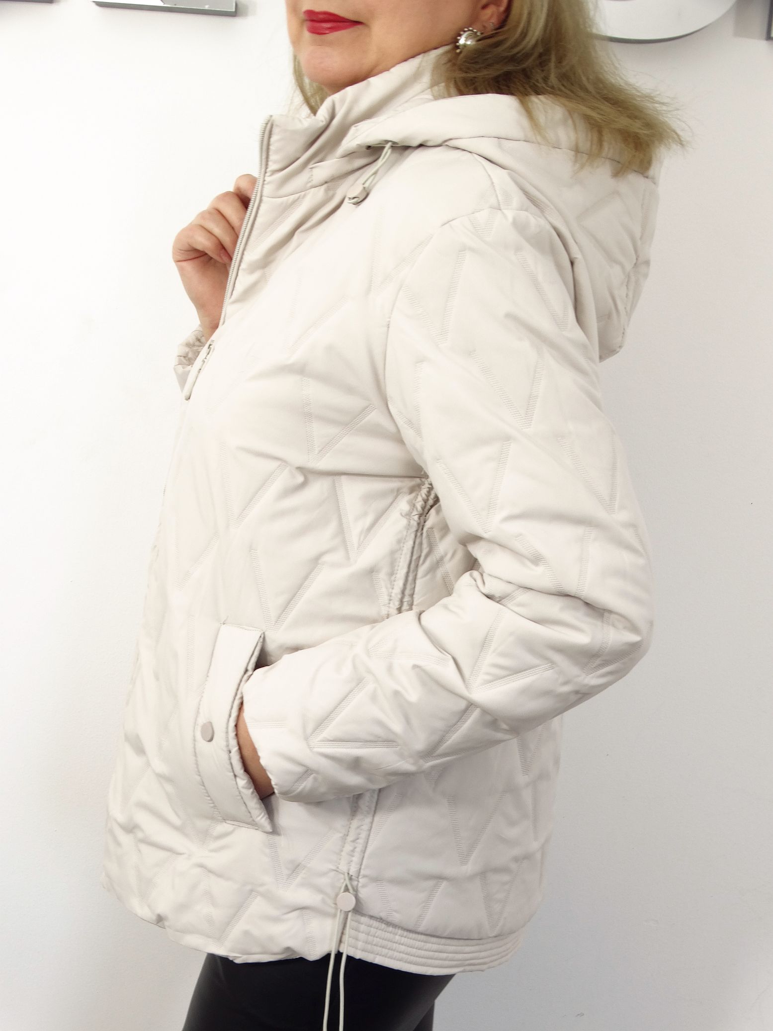 Kurtka Damska Pikowana Wiosenna Przejściowa DONATA od 44 do 54 kremowa - obrazek 5