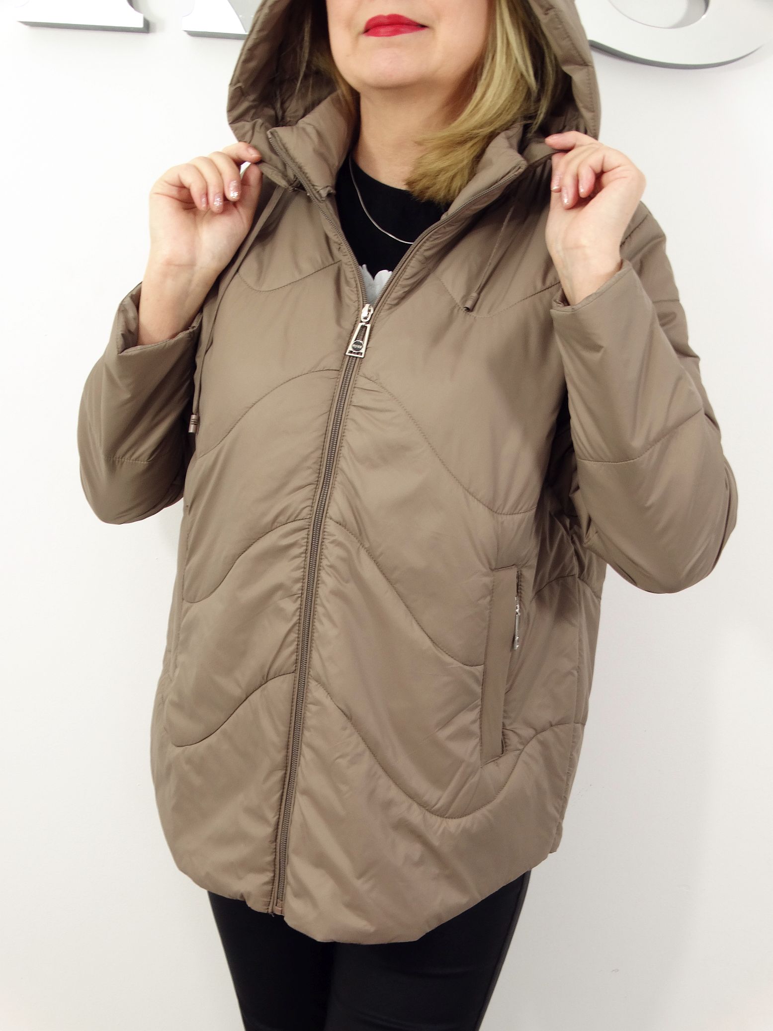 Kurtka Damska Pikowana Wiosenna Przejściowa AURA od 44 do 54 ciemny beż - obrazek 6