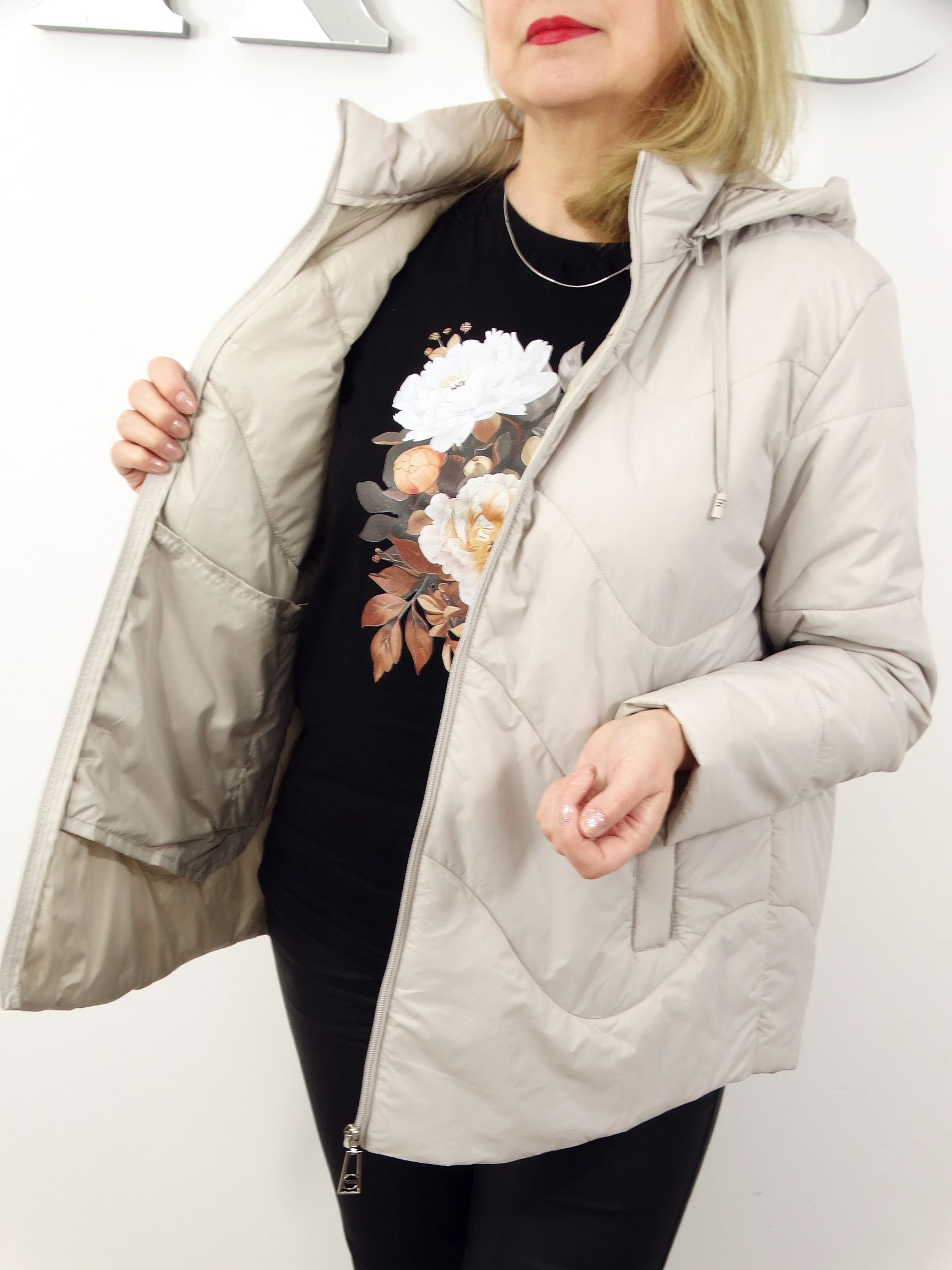 Kurtka Damska Pikowana Wiosenna Przejściowa AURA od 44 do 54 kremowa - obrazek 7