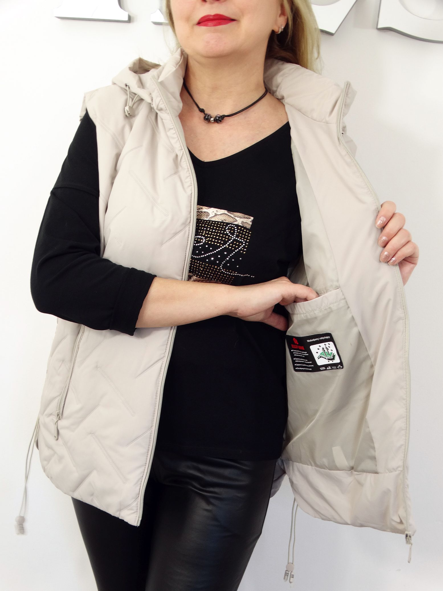 Kamizelka Wiosenna Bezrękawnik z Odpinanym Kapturem ELDA od 44 do 54 kremowa - obrazek 7