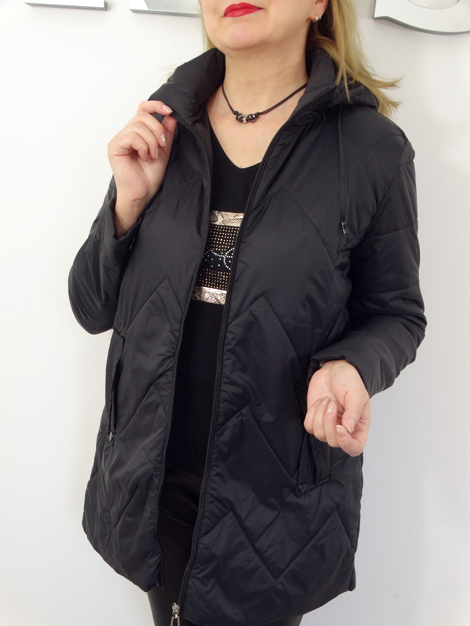 Kurtka Damska Płaszczyk Wiosenny FLORENS od 44 do 54 czarny