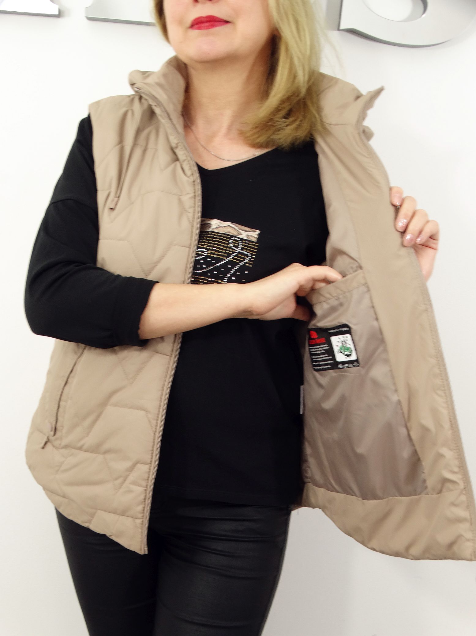 Kamizelka Wiosenna Bezrękawnik z Odpinanym Kapturem TRISS od 44 do 54 beżowa - obrazek 7