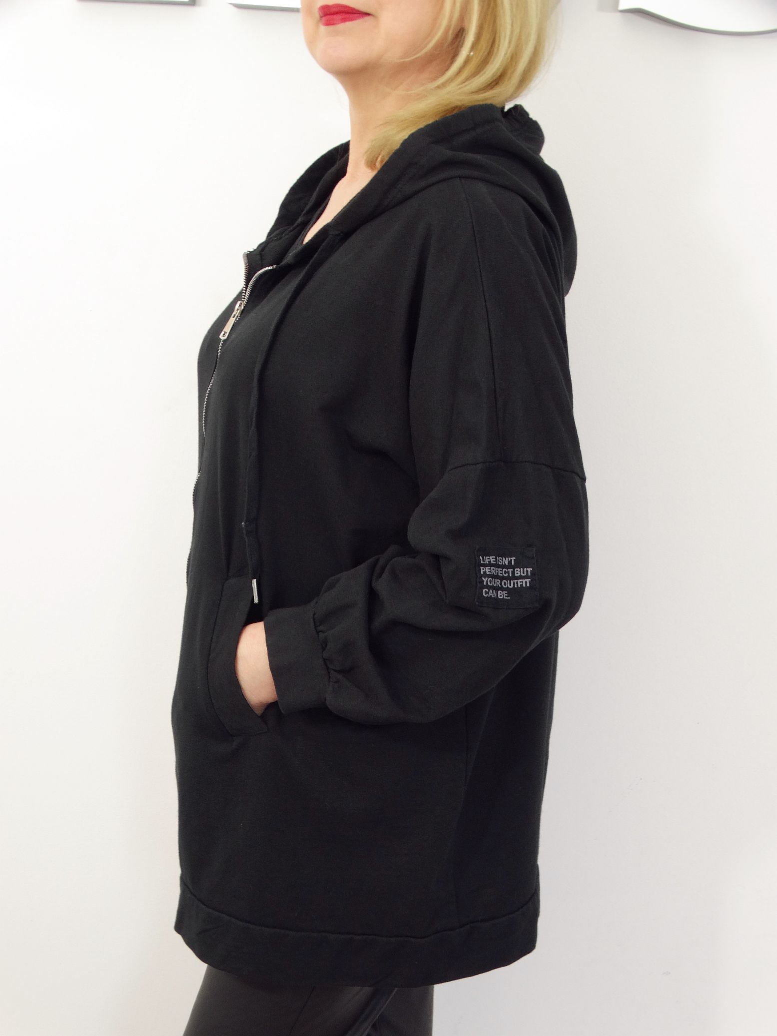 Bluza Damska Bawełniana Narzutka JOANNA PLUS SIZE od 50 do 58 czarna - obrazek 2