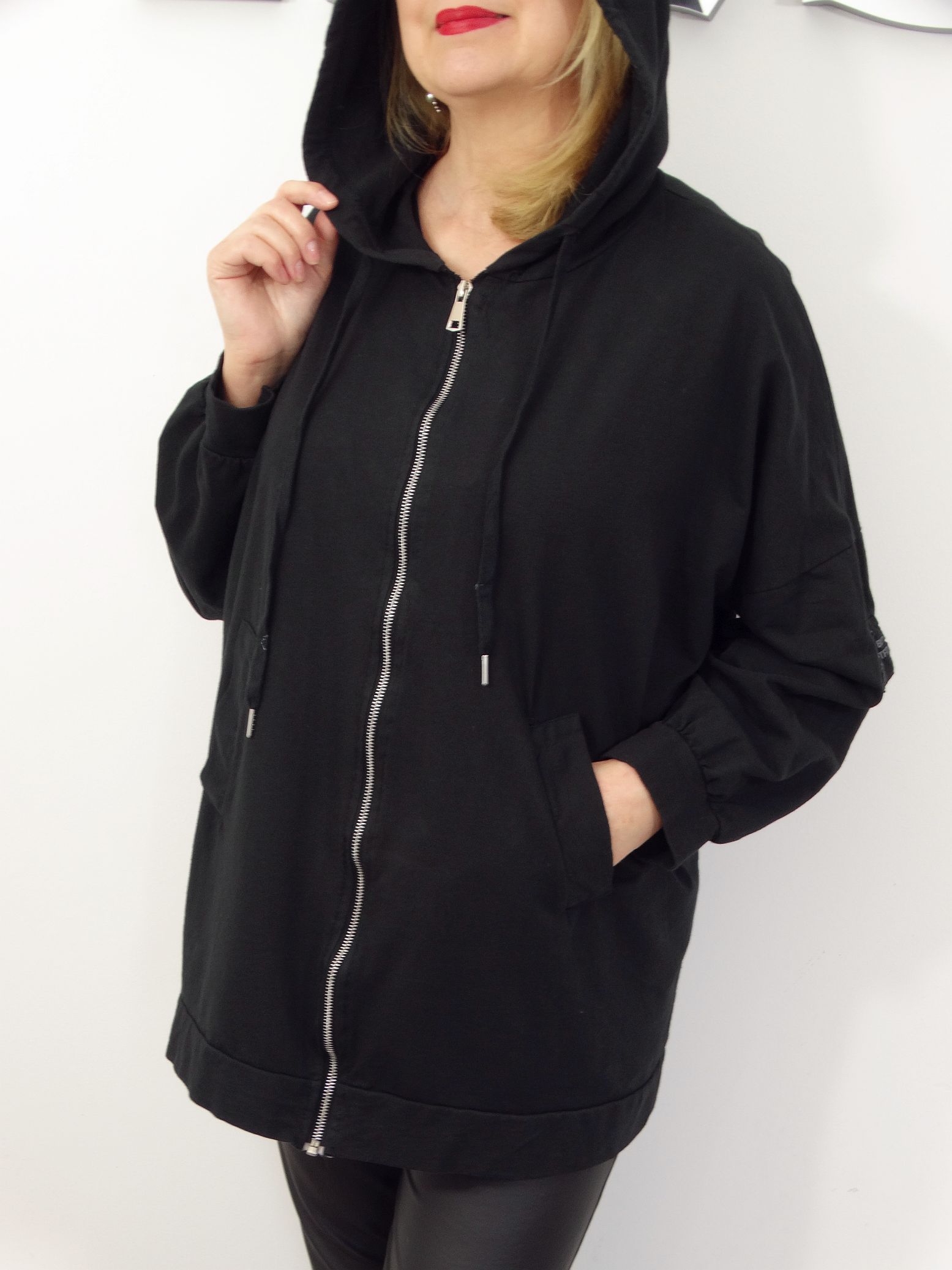 Bluza Damska Bawełniana Narzutka JOANNA PLUS SIZE od 50 do 58 czarna - obrazek 6