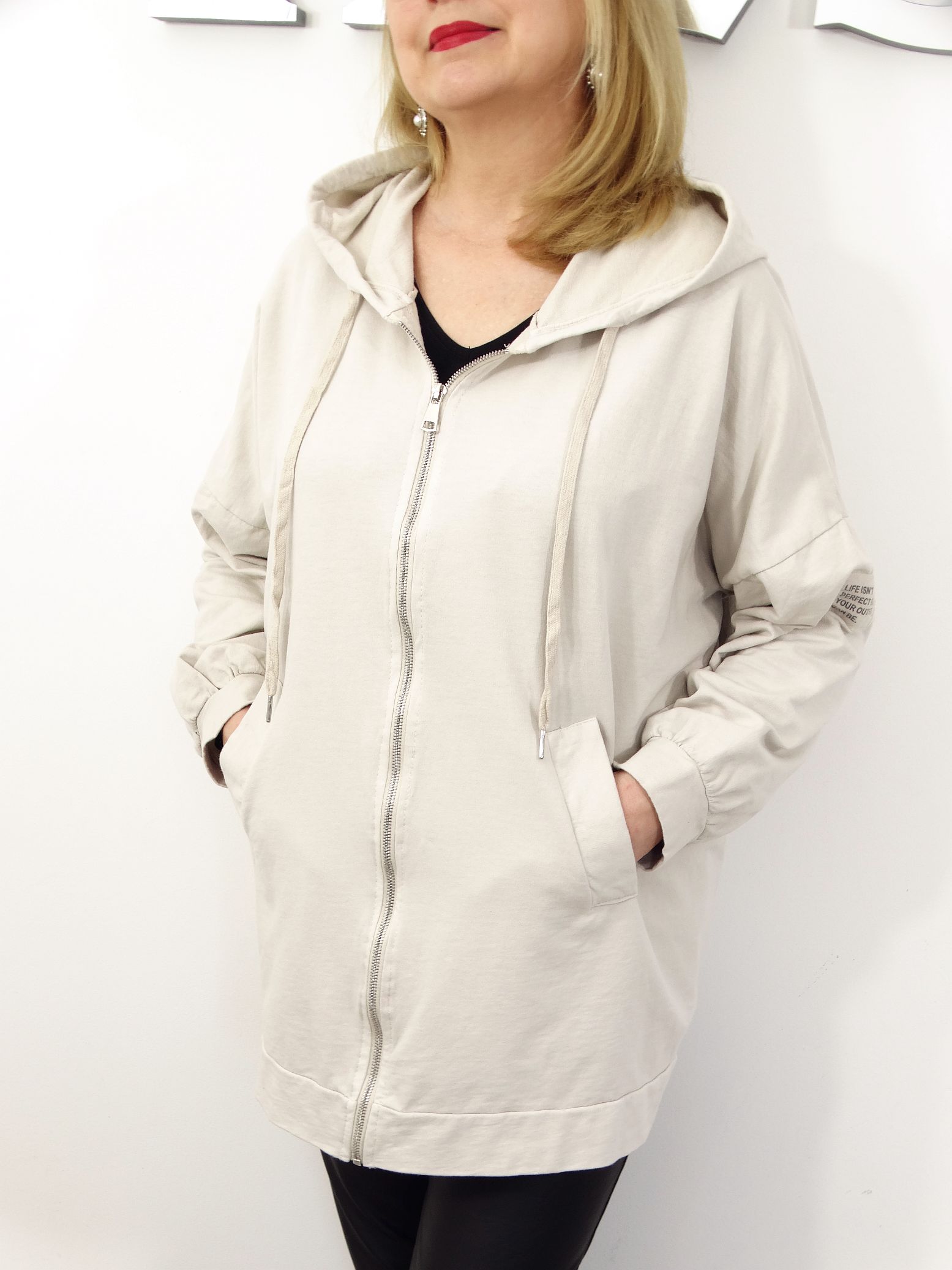 Bluza Damska Bawełniana Narzutka JOANNA PLUS SIZE od 50 do 58 jasny beż