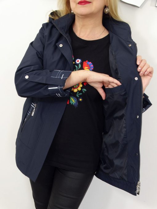 Kurtka Damska Wiatrówka z Odpinanym Kapturem EVA2 od 42 do 52 granatowa